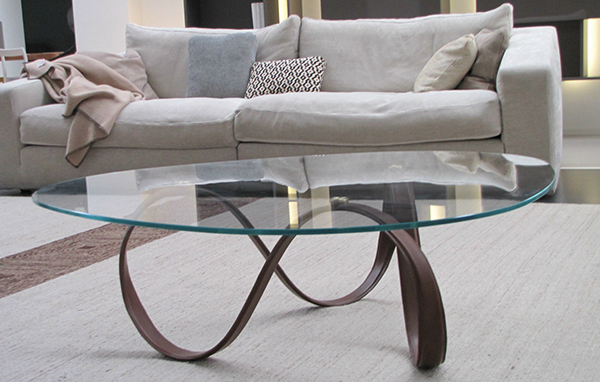 Bàn trà mặt kính hiện đại